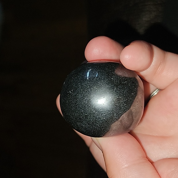 2 inch hematite skull - Picture 4 of 5